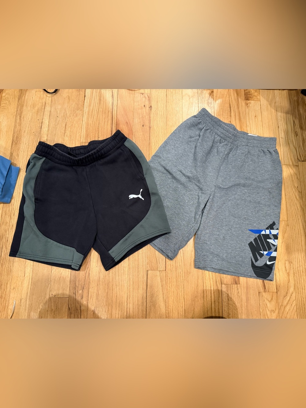 Nike/puma athletic short bundle size large EUC